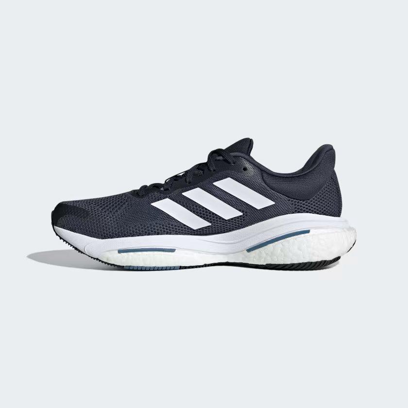 Solarglide_5_Shoes_Blue_GY8726_06_standard.jpg