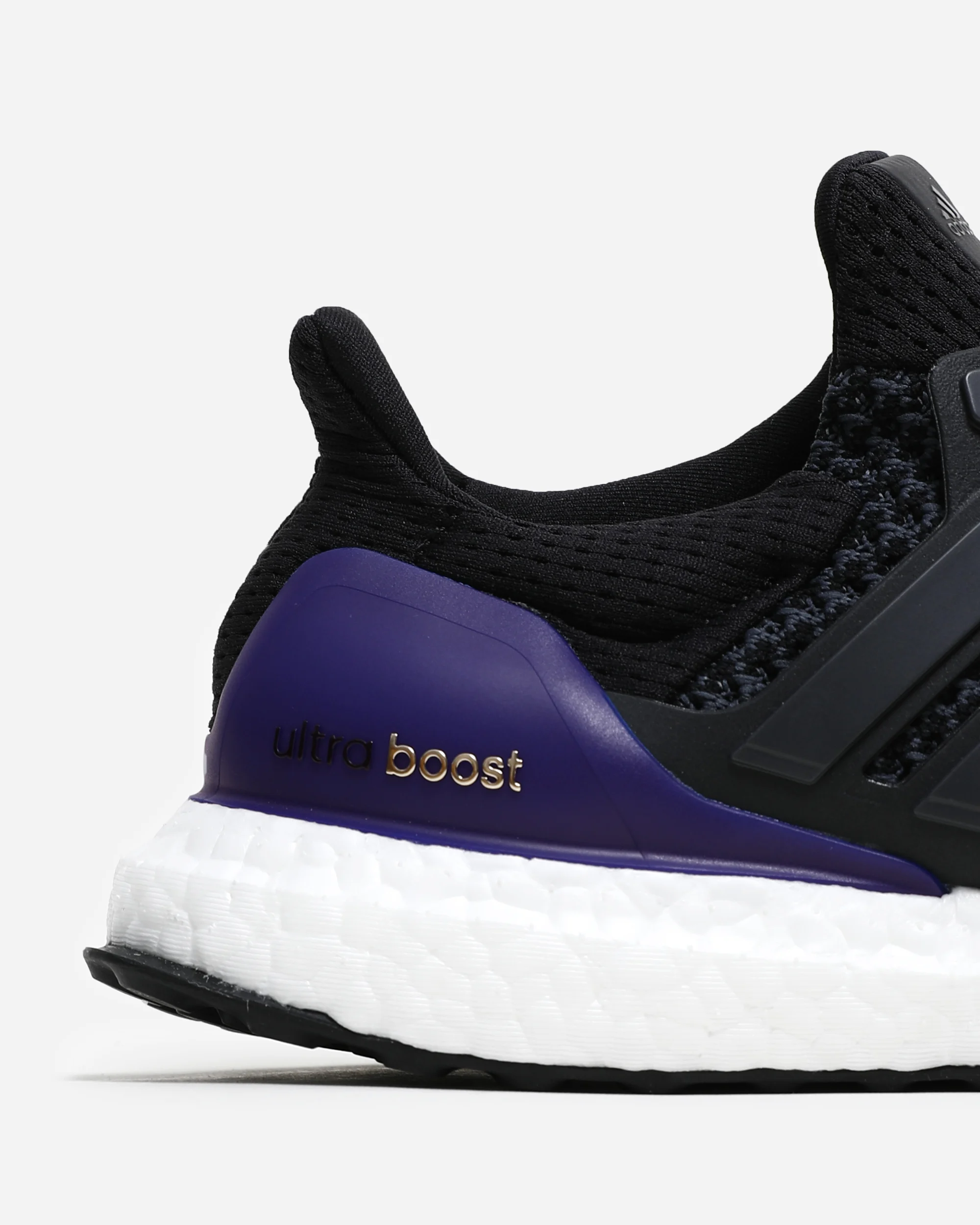 adidas-ori-ultraboost-blk-blu-wh-g28319-2-jpg.webp