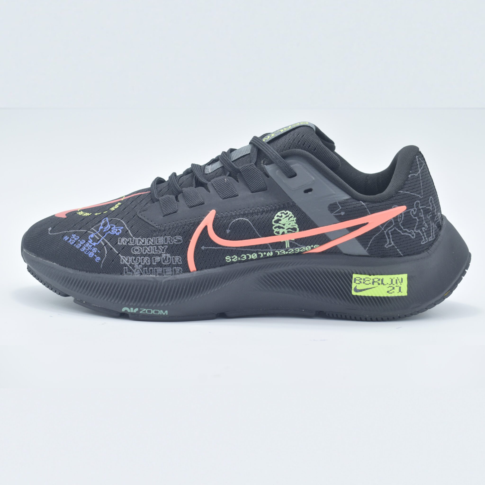 nike-black-2.jpg